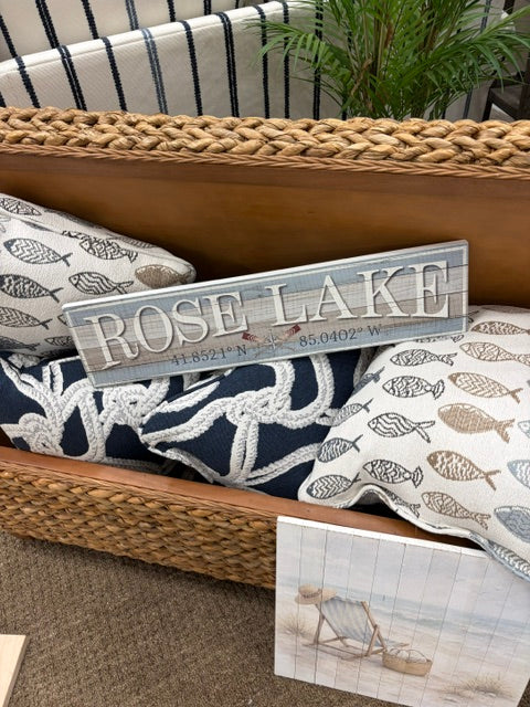 Rose Lake Sign