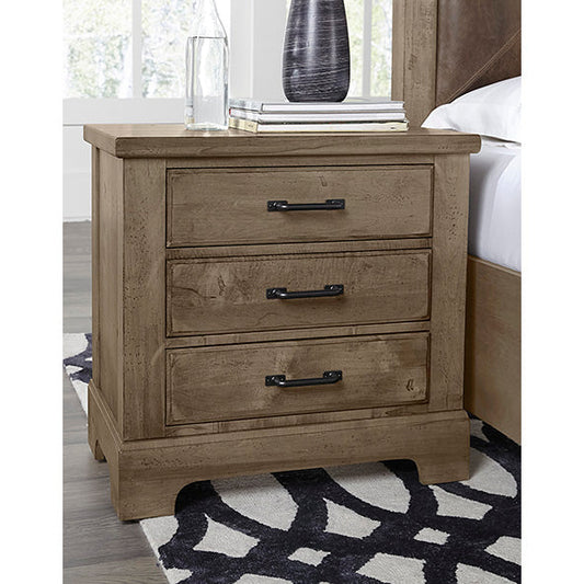NIGHTSTAND - 3 DRAWERS
