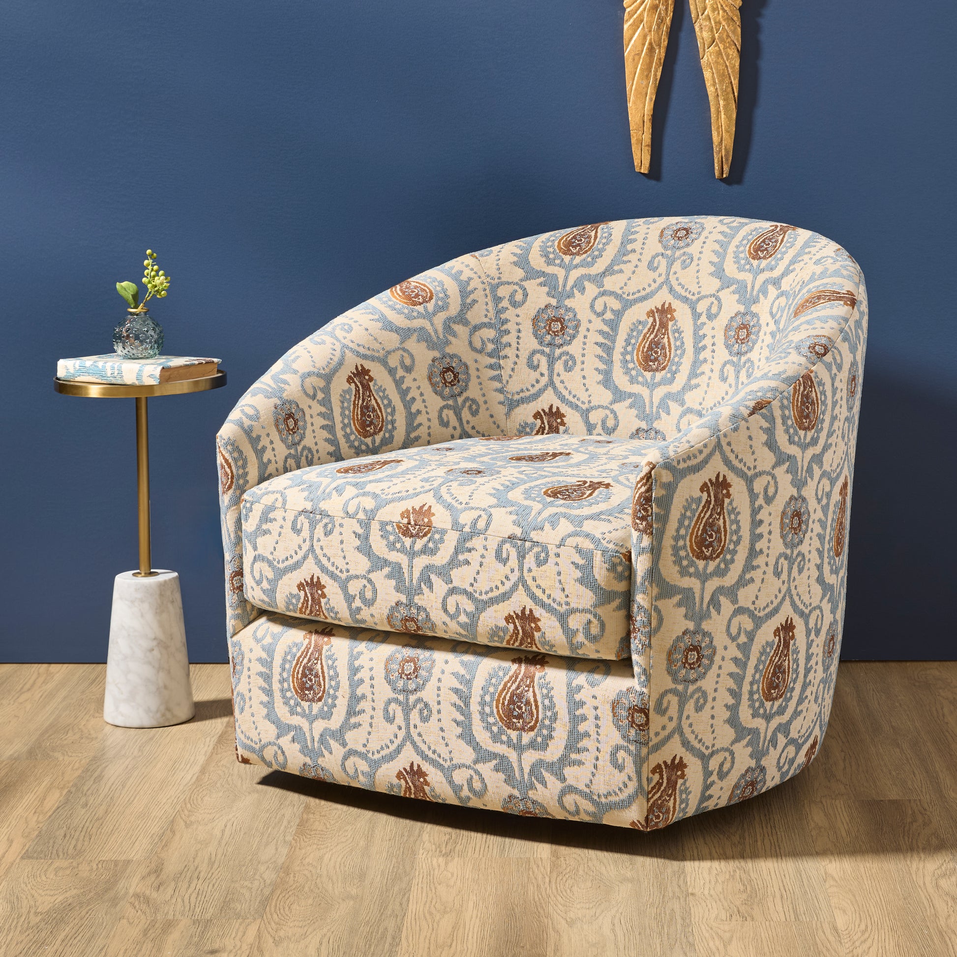Flexsteel Shelly Swivel Chair
