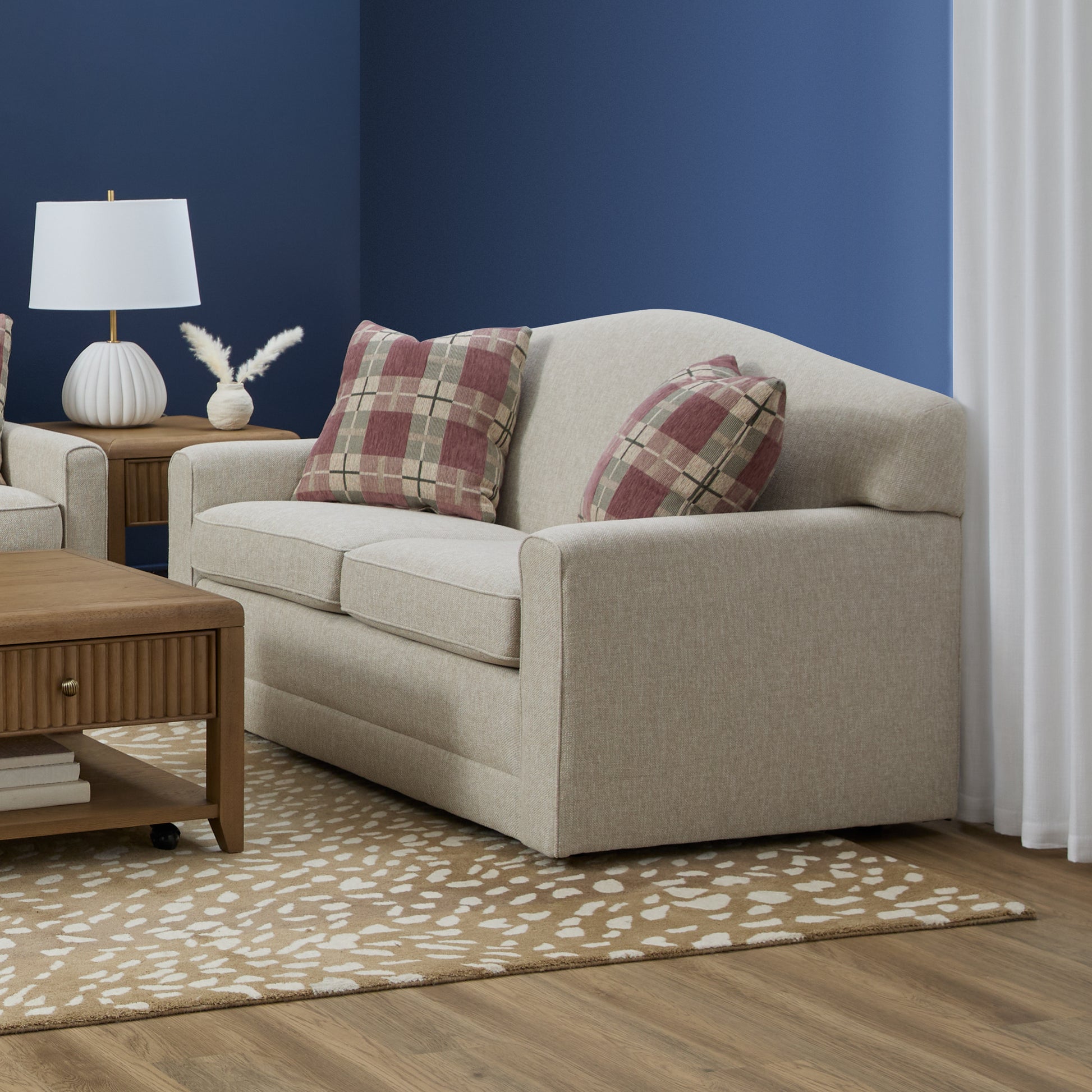 Flexsteel Aggie Loveseat