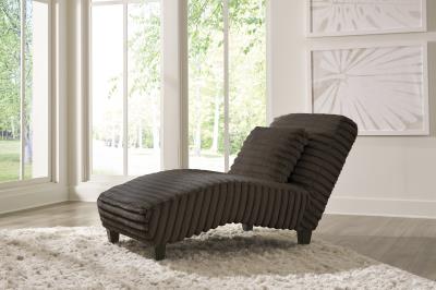 Mondo Chaise Lounge
