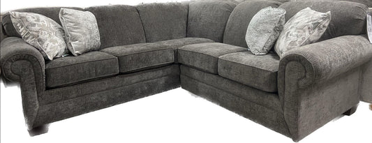 Monroe 1430R Sectional (*Closeout Fabric)