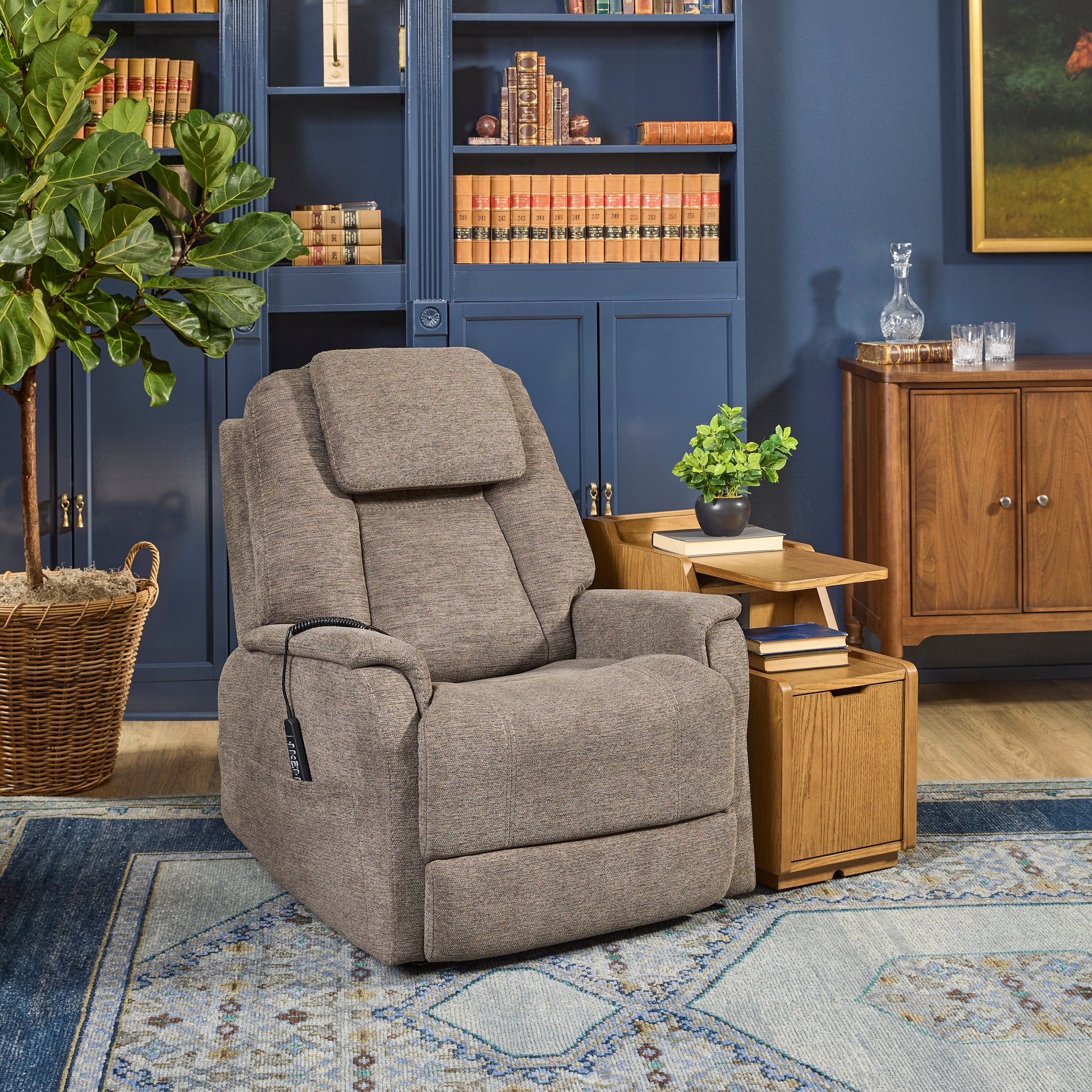 Flexsteel Zecliner Model 3+ Petite Power Lift Recliner with Power Headrest, Lumbar, Heat & Massage