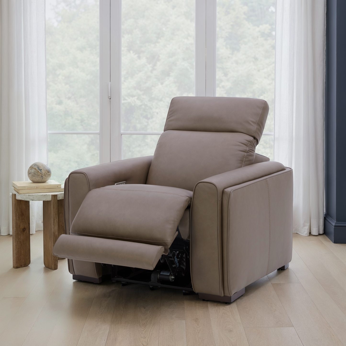 Flexsteel Sola Power Recliner with Power Headrest, Lumbar, Heat & Massage