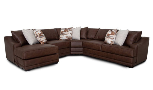 Highlands Sectional w/ Reverse Chaise