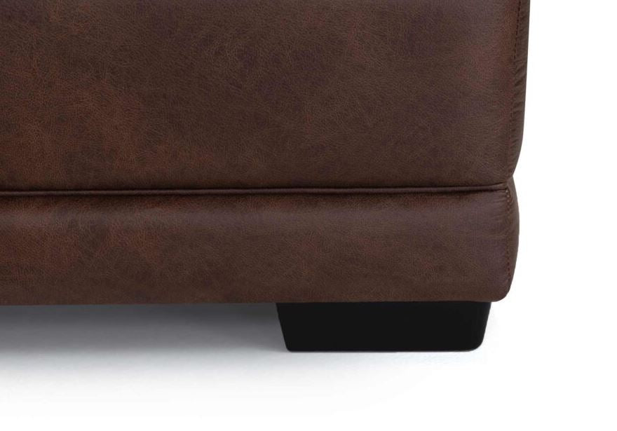 Highlands Sectional w/ Reverse Chaise