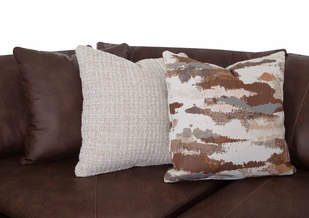 Highlands Sectional w/ Reverse Chaise