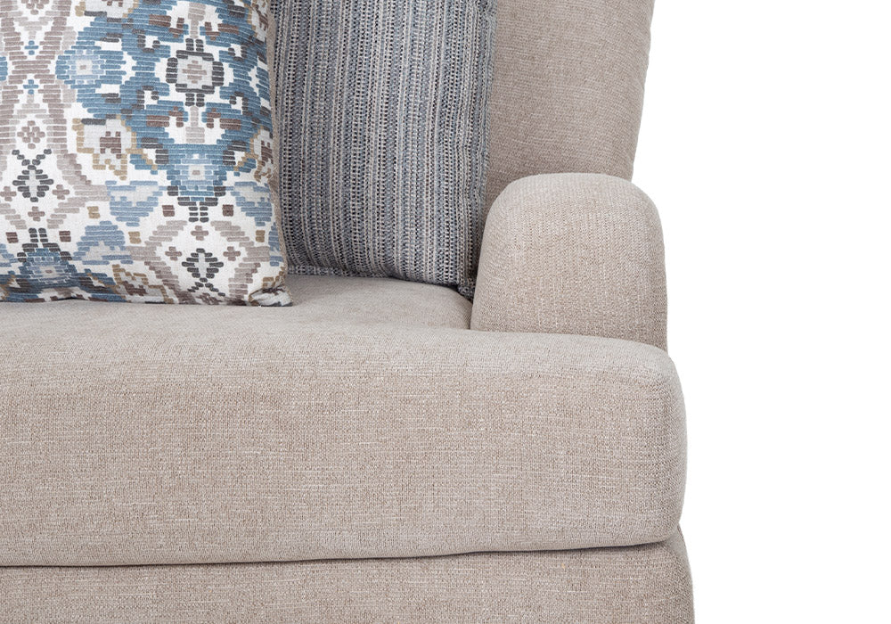 Nori Chair and a Half