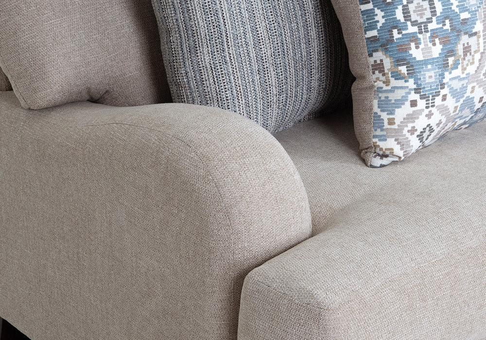 Nori Chair and a Half