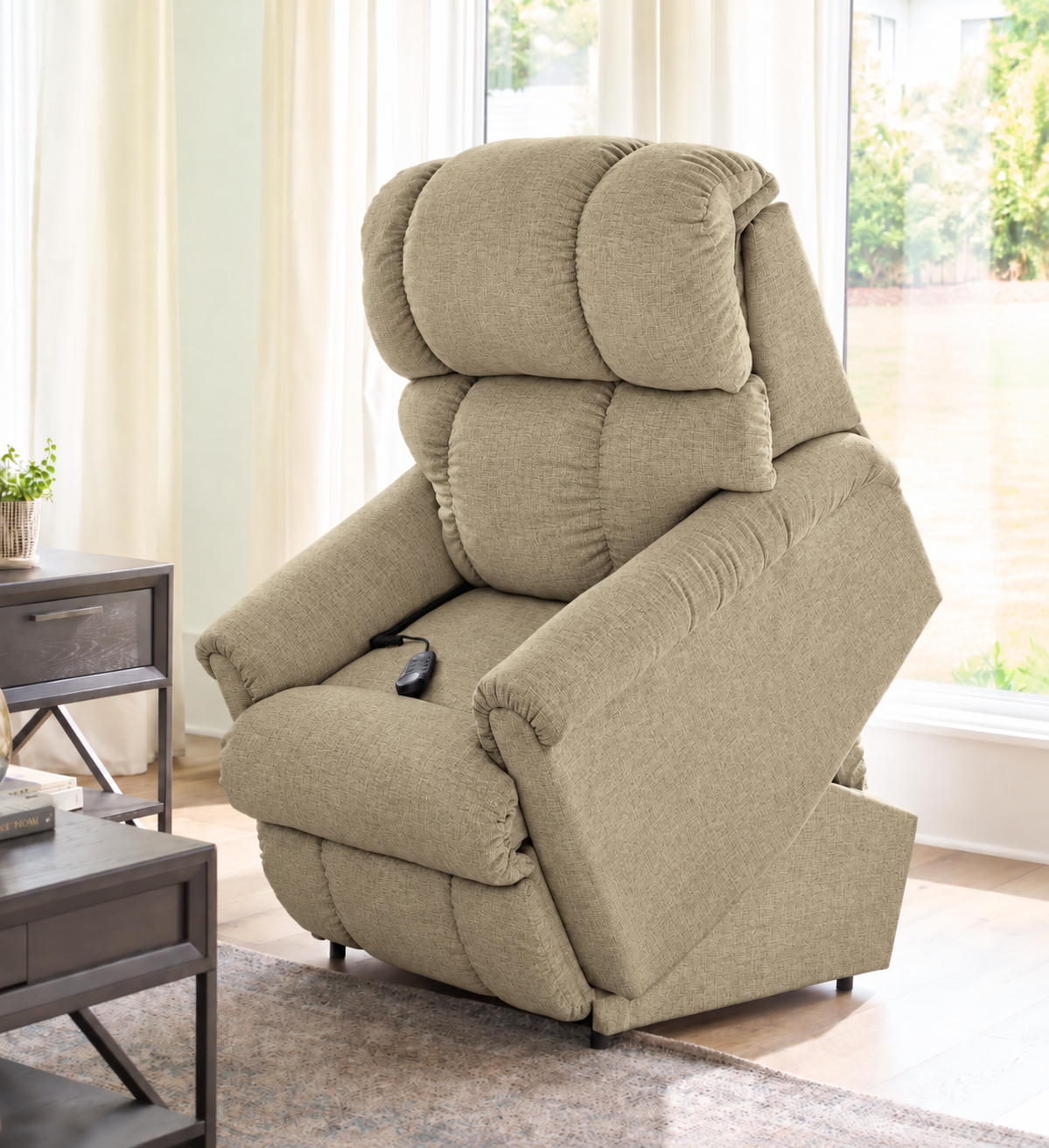 Pinnacle Platinum Power Lift Recliner w/ Headrest & Lumbar