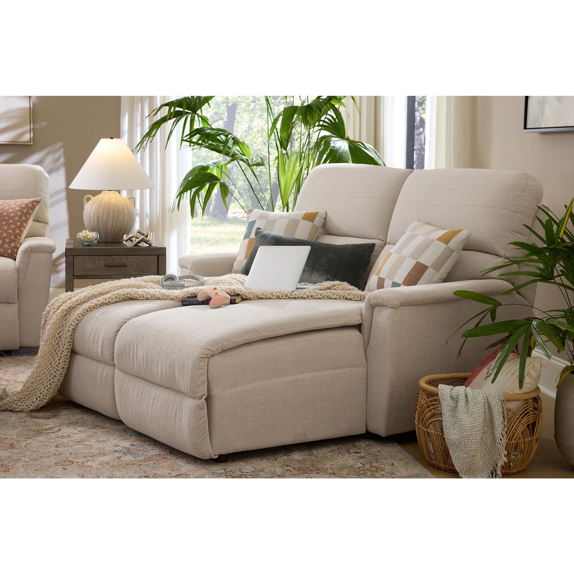 Ava Reclining Sofa — Ross Linen — view 43
