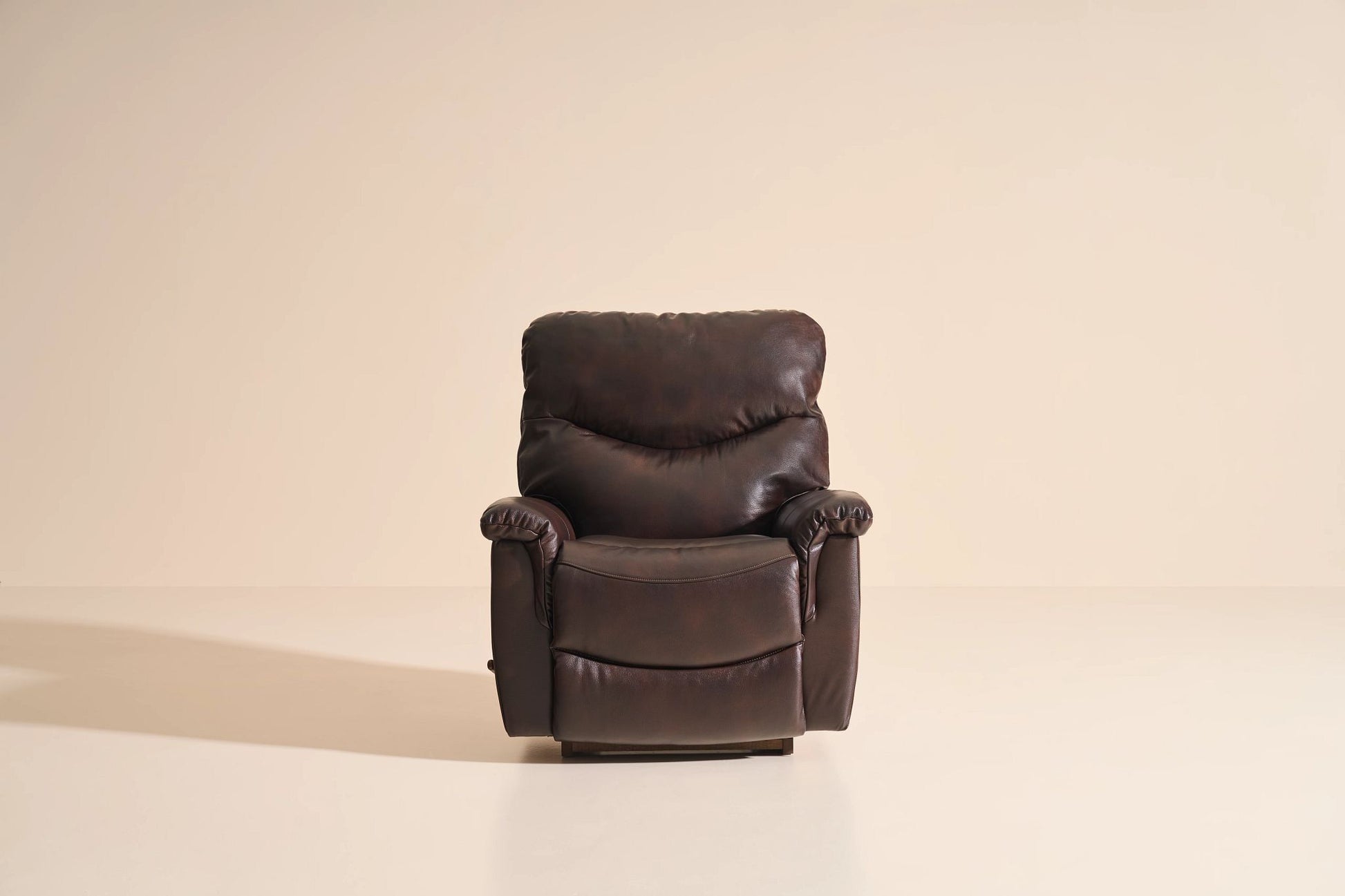 James Leather Recliner — Yellowstone Walnut — view 42