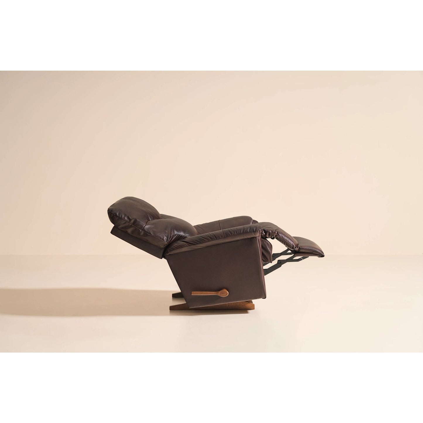 James Leather Recliner — Yellowstone Walnut — view 18