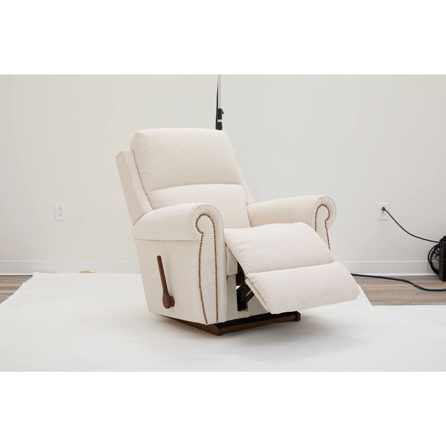 Dutton Recliner — i-Rockport Linen — view 45