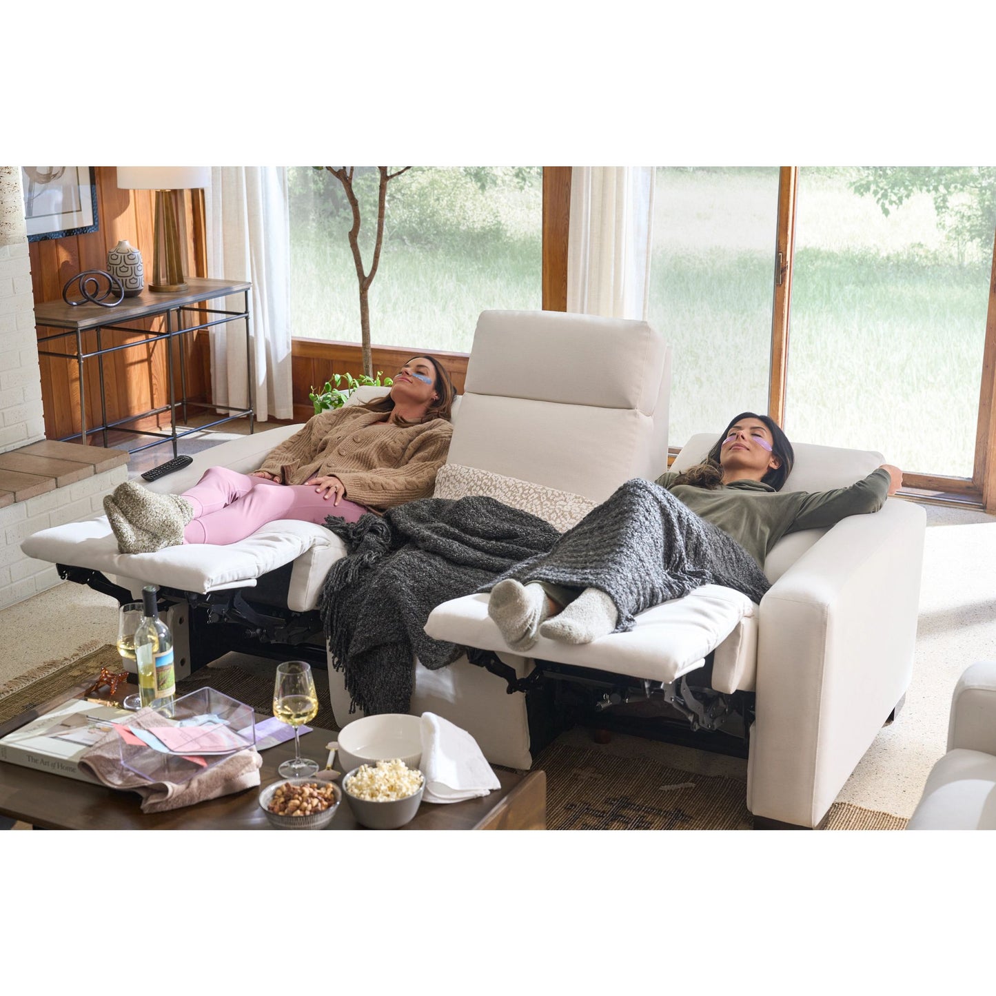 Acadia Reclining Sofa — Picchu Snow — view 29