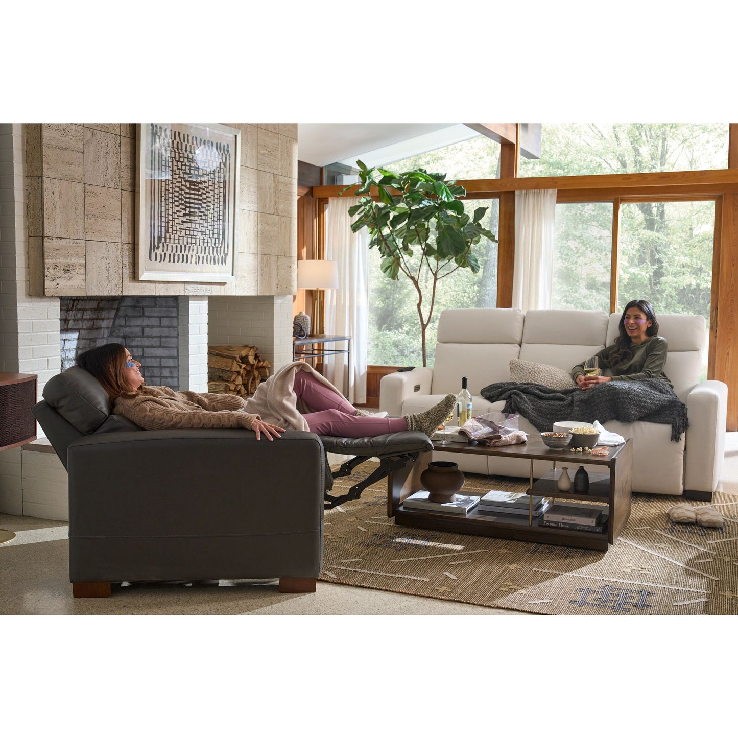 Acadia Reclining Sofa — Picchu Snow — view 32