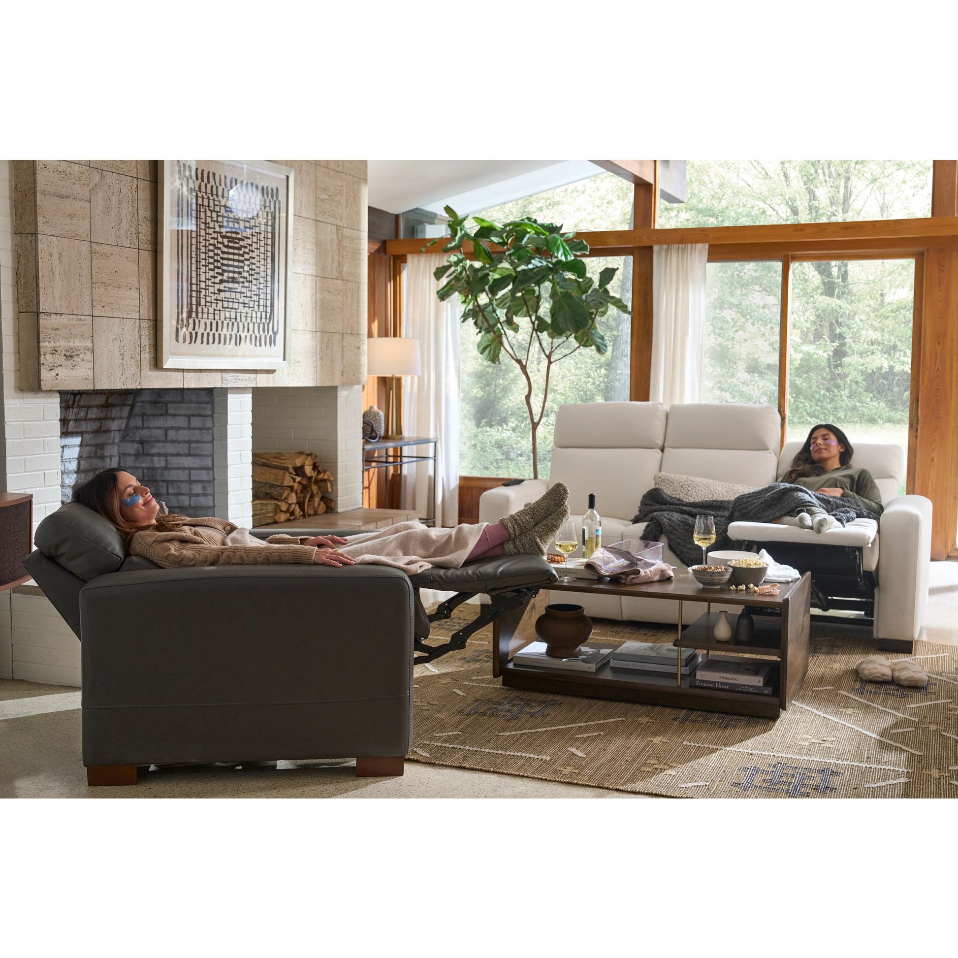Acadia Reclining Sofa — Picchu Snow — view 33