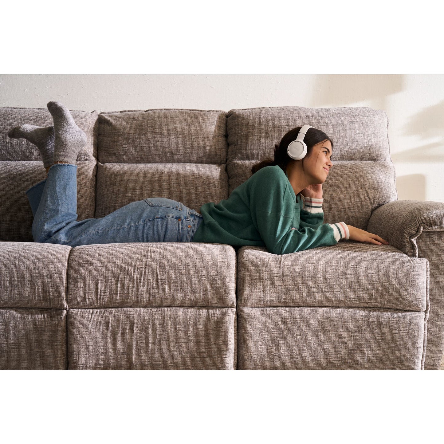 Jay Reclining Sofa — Donegal Linen — view 35