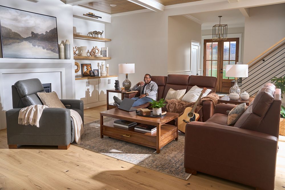 Acadia Leather Power Reclining Sofa w/ Headrest