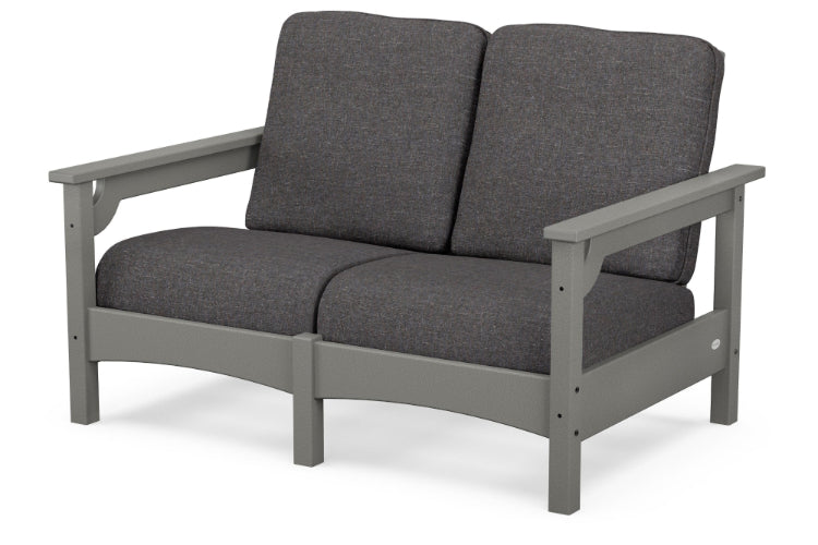 Club Loveseat