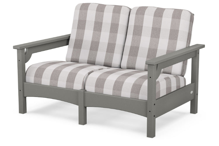 Club Loveseat