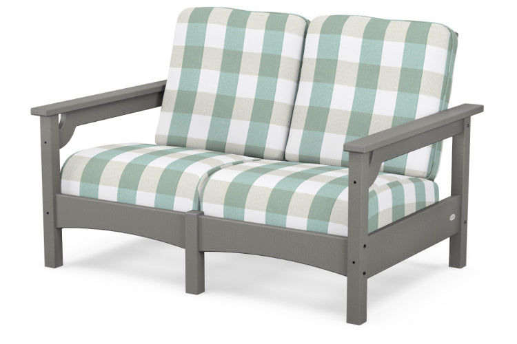 Club Loveseat