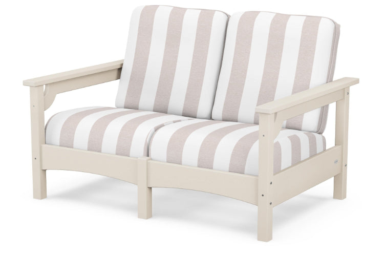 Club Loveseat