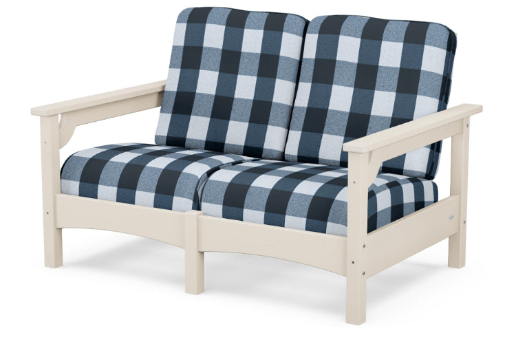 Club Loveseat