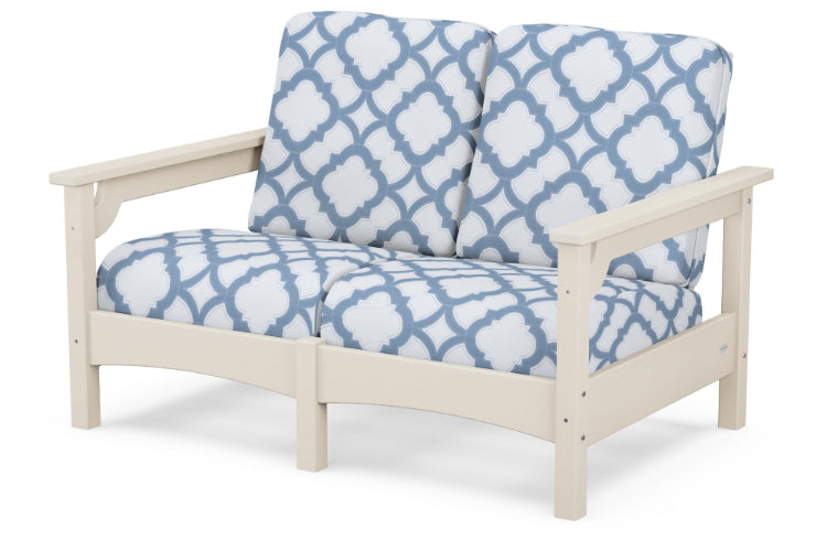 Club Loveseat
