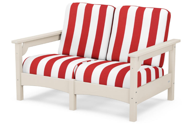 Club Loveseat