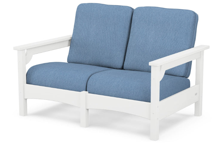 Club Loveseat