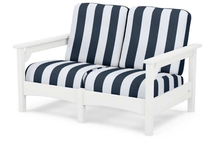Club Loveseat