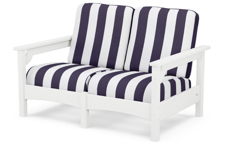 Club Loveseat