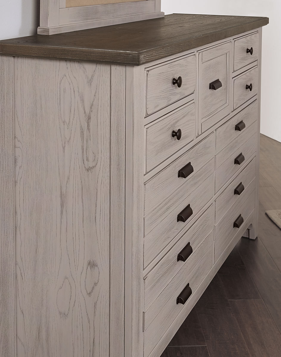MASTER DRESSER - 9 DRAWER