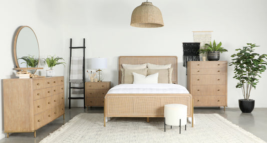 Arini 4-piece California King Bedroom Set Sand Wash