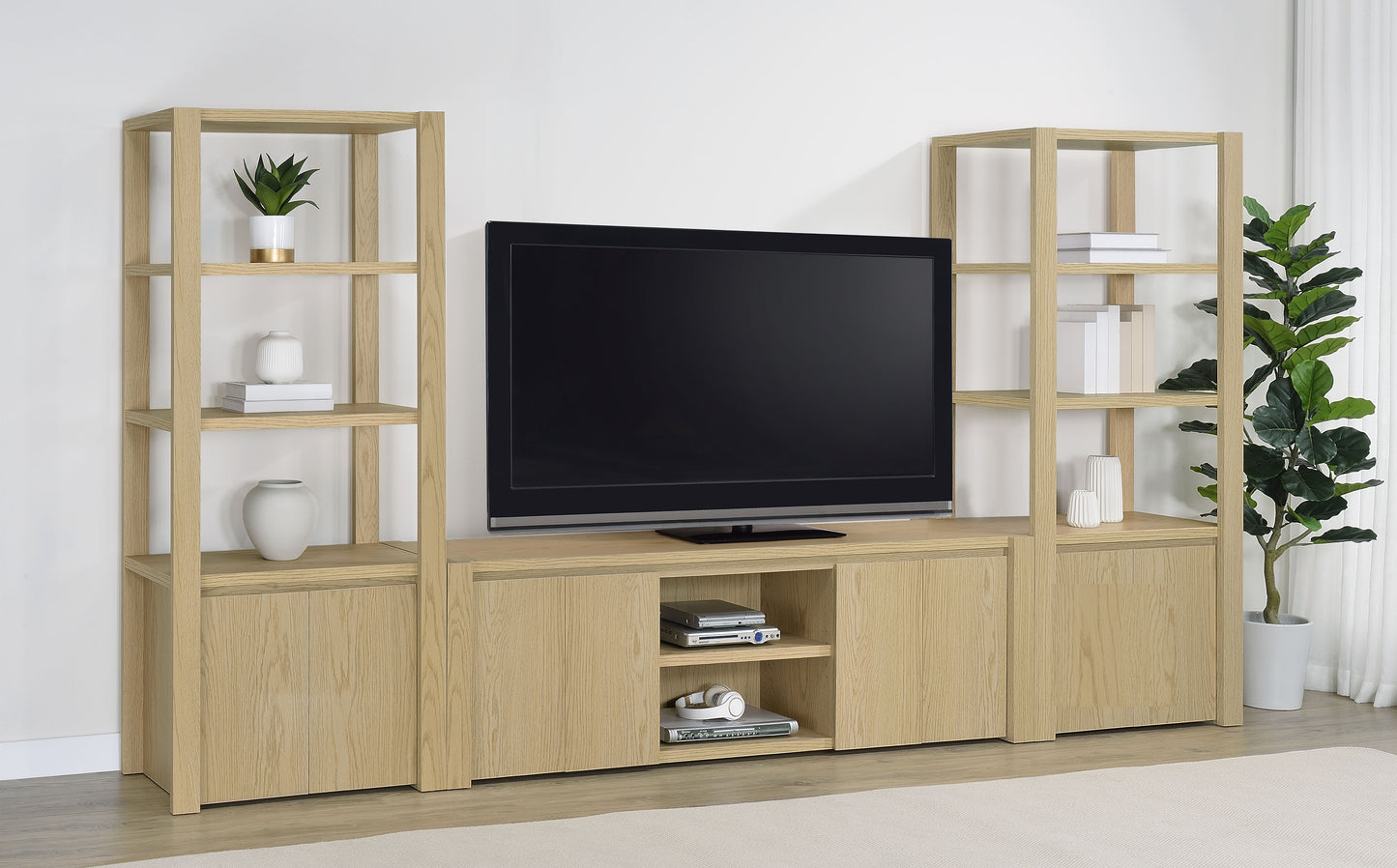 Laurelton 78-inch 4-door TV Stand Media Console Light Oak