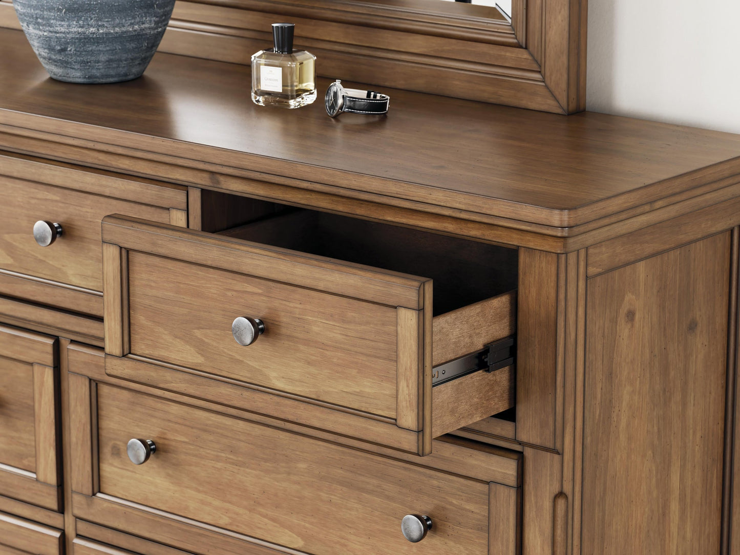 Feddinger Queen Panel Bed with Mirrored Dresser