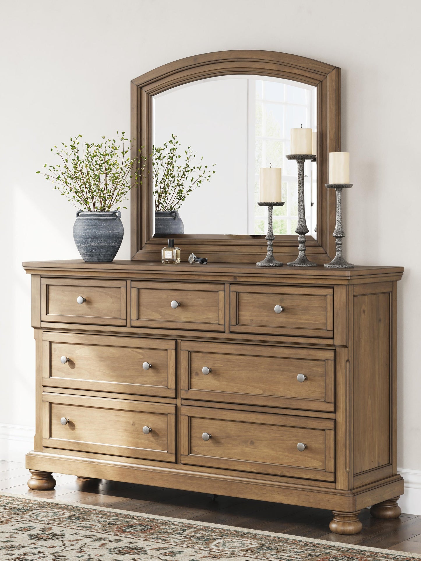 Feddinger Queen Panel Bed with Mirrored Dresser