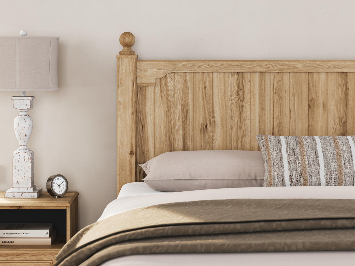 Aleaport King Panel Bed with Mirrored Dresser