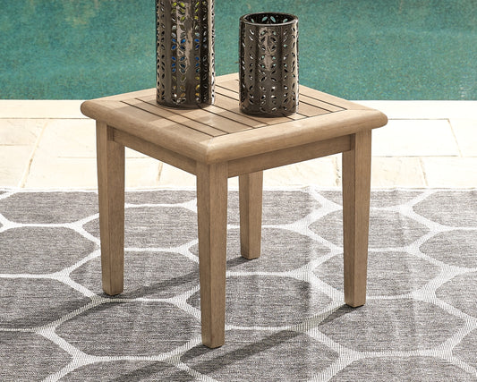 Ashley Express - Gerianne Square End Table